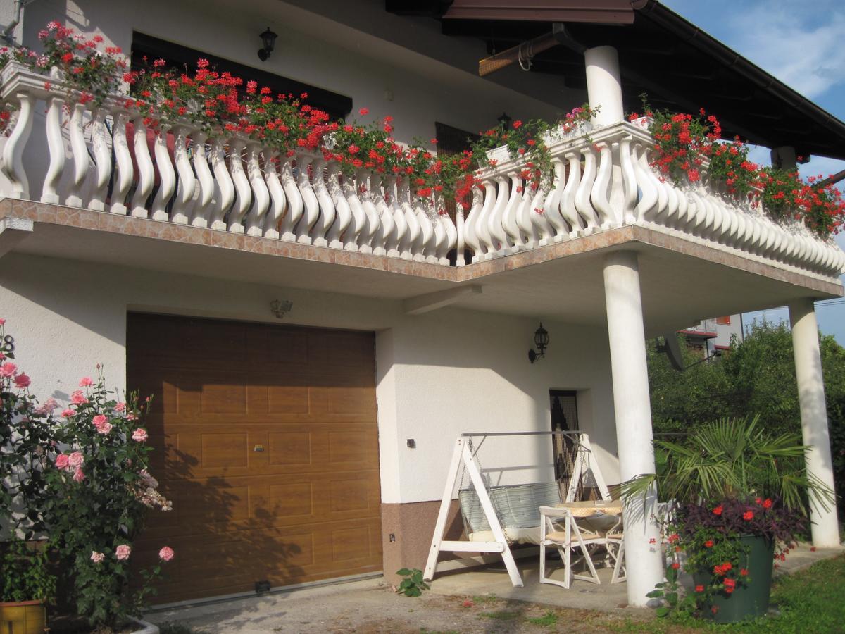 Apartment Yasica Izacic Dış mekan fotoğraf